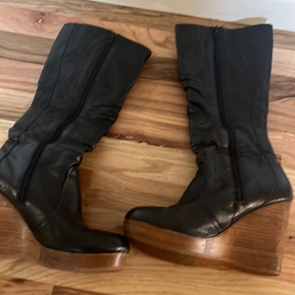 Steve Madden black wedge boots . Size 7.5